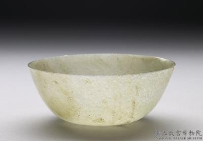 图片[2]-Jade bowl and a white embroidered wrapper with a floral pattern, Qing dynasty, 18th c., probably a work of the Muslim regions-China Archive